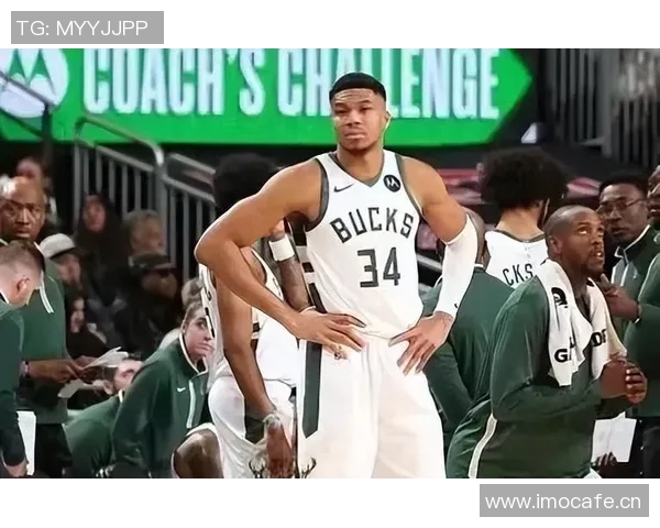 字母哥开局惊艳表现场均36分14板助攻数据令人瞩目