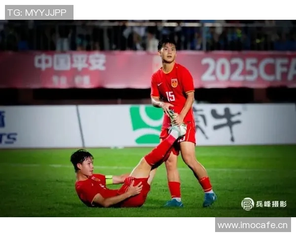 U16国足领先优势扩大张旭尧禁区内巧妙抽射破门助力球队胜利