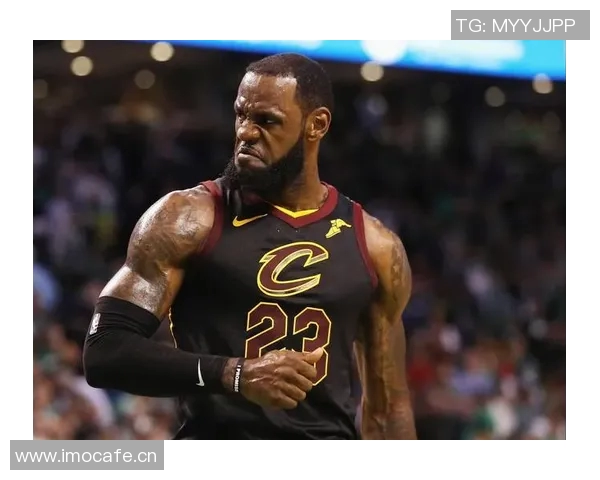 多少球迷期待勒布朗昨日的重大决定与未来走向