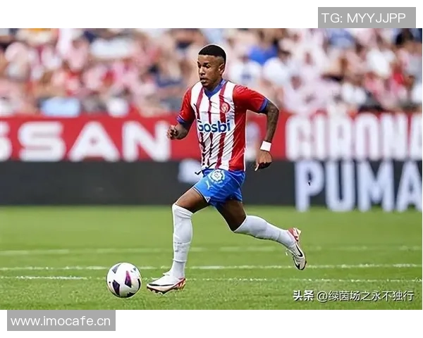 特巴斯直言曼城与巴黎财务违规西甲依然保持竞争力与活力