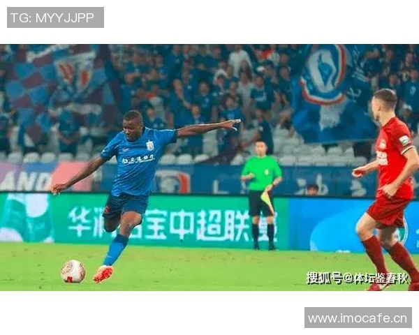 申花上赛季与海港争冠失利本赛季再度追赶仅差2分屈居亚军