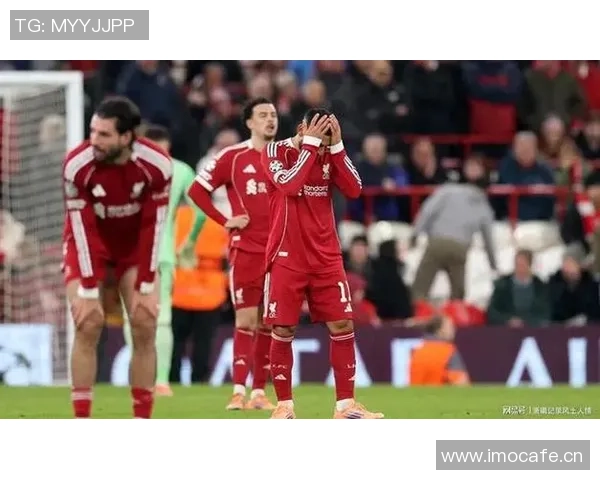 埃因霍温队长回应争议轻推范戴克称其身材高大应能承受